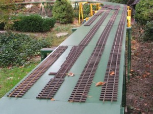 TRStracklayout1 Lay out for the rails on the straight away